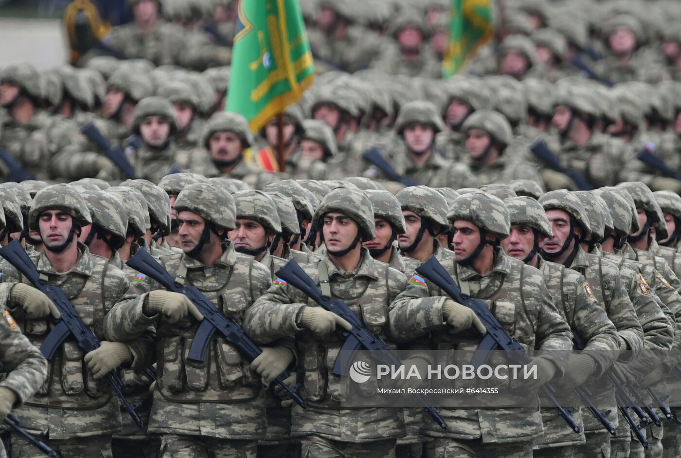 Военный парад в Баку