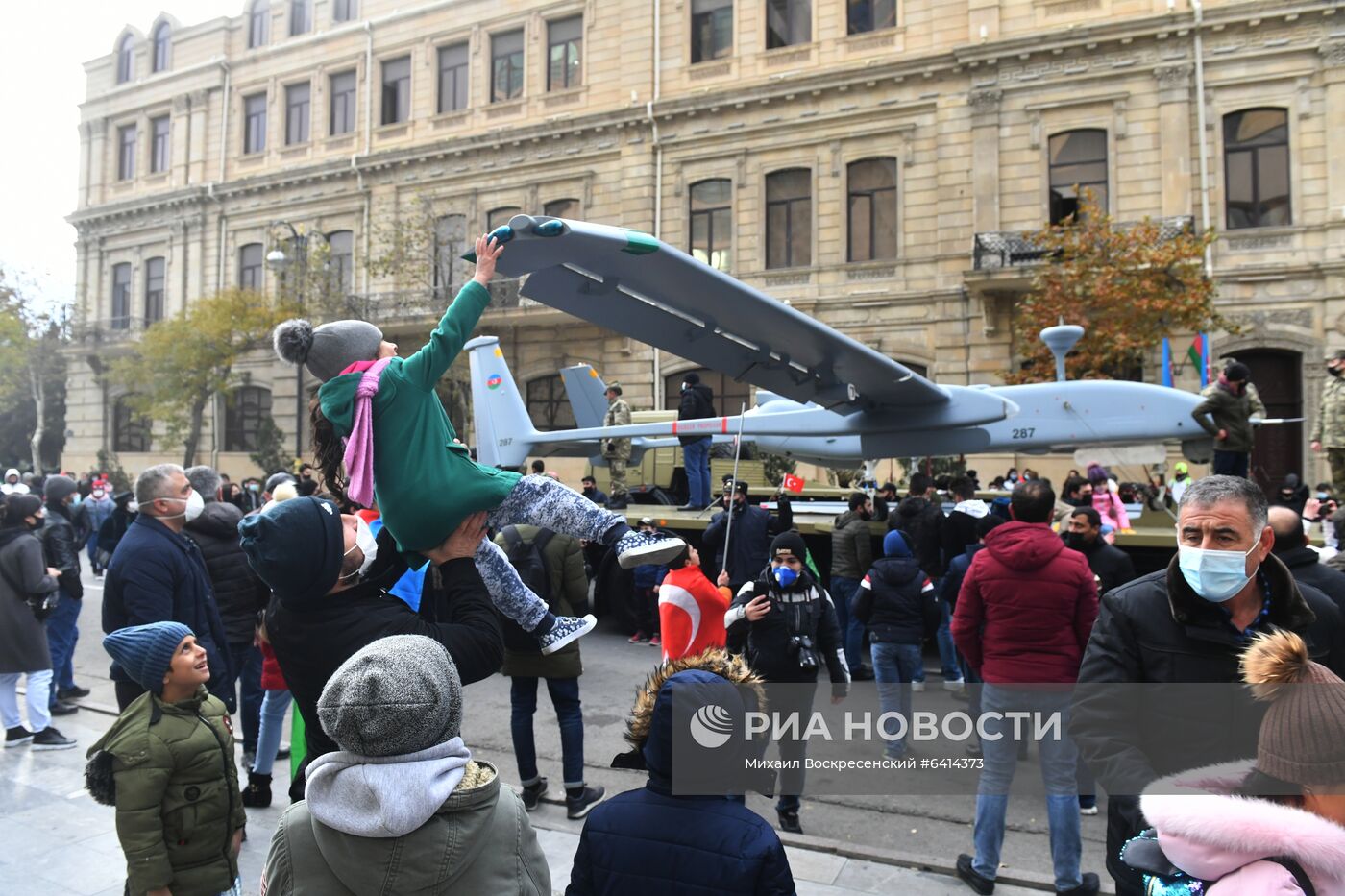 Военный парад в Баку