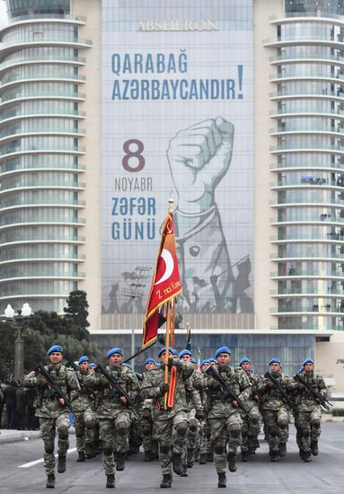 Военный парад в Баку