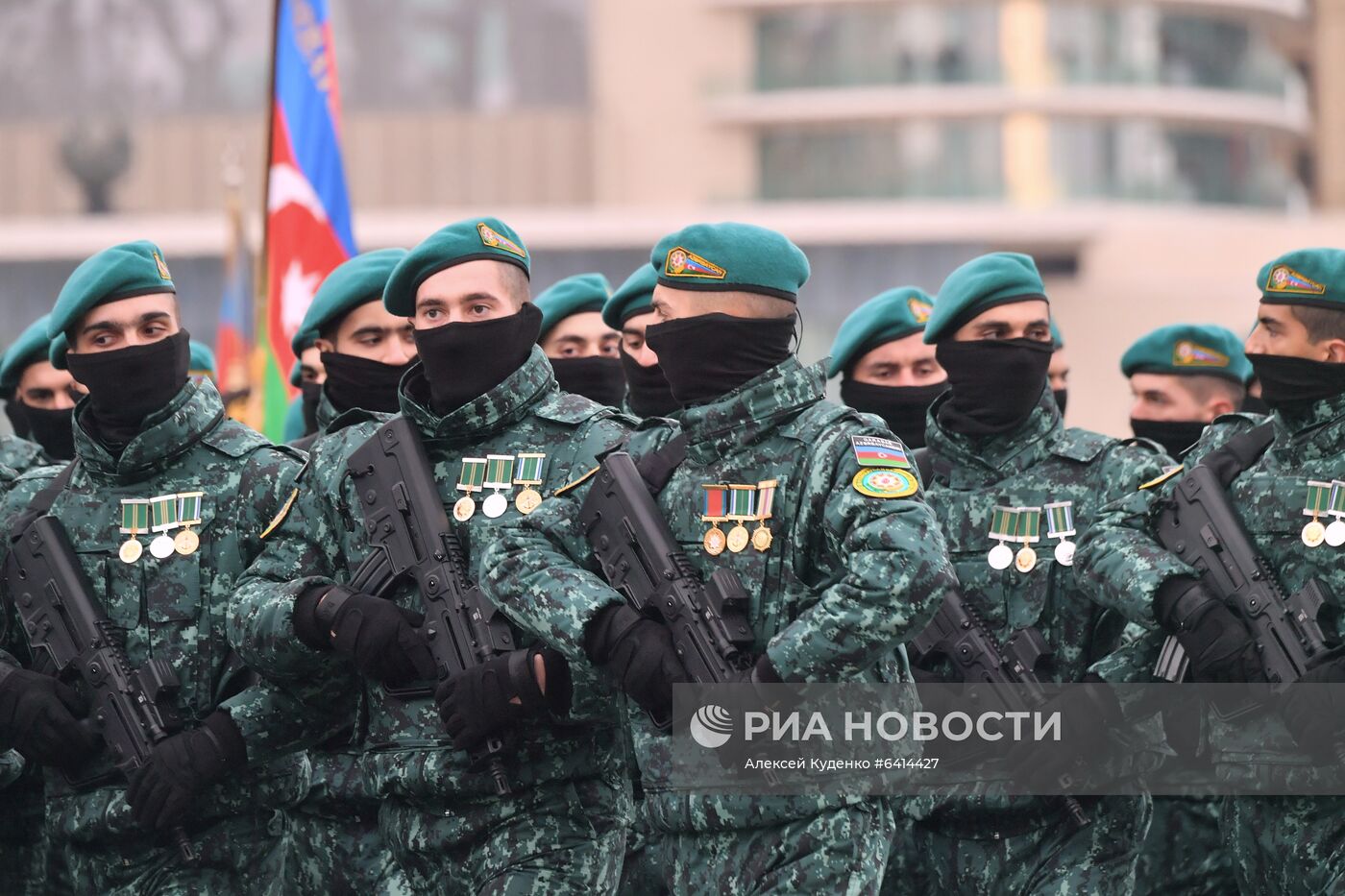 Военный парад в Баку