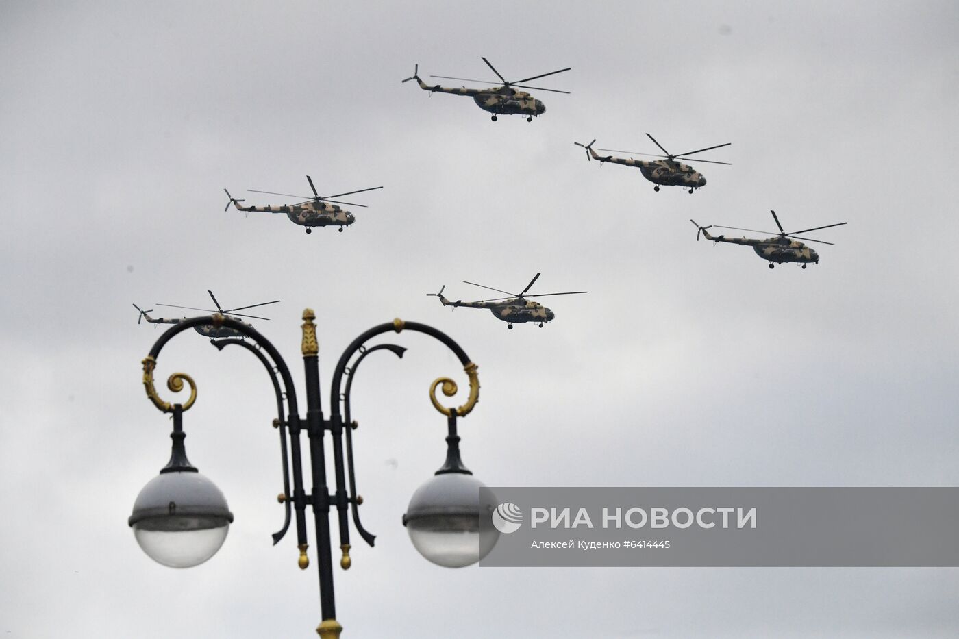 Военный парад в Баку