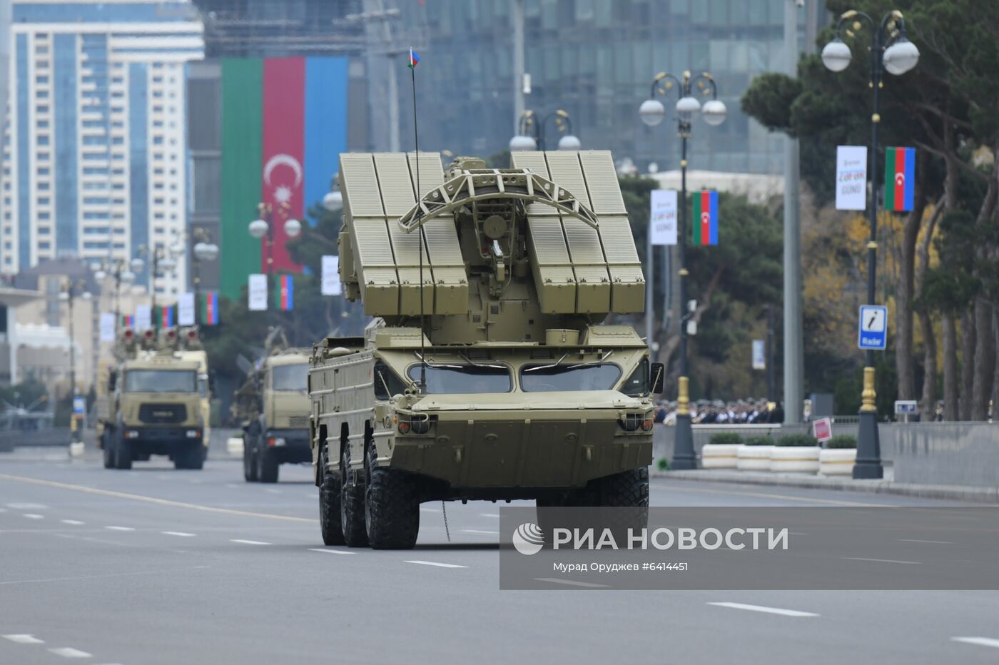 Военный парад в Баку