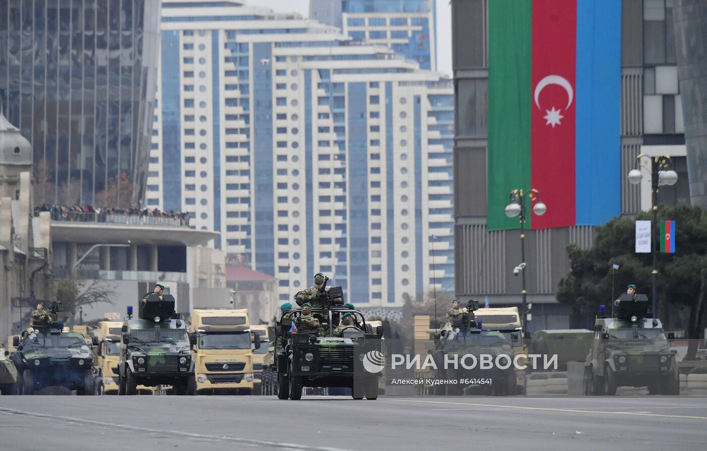 Военный парад в Баку