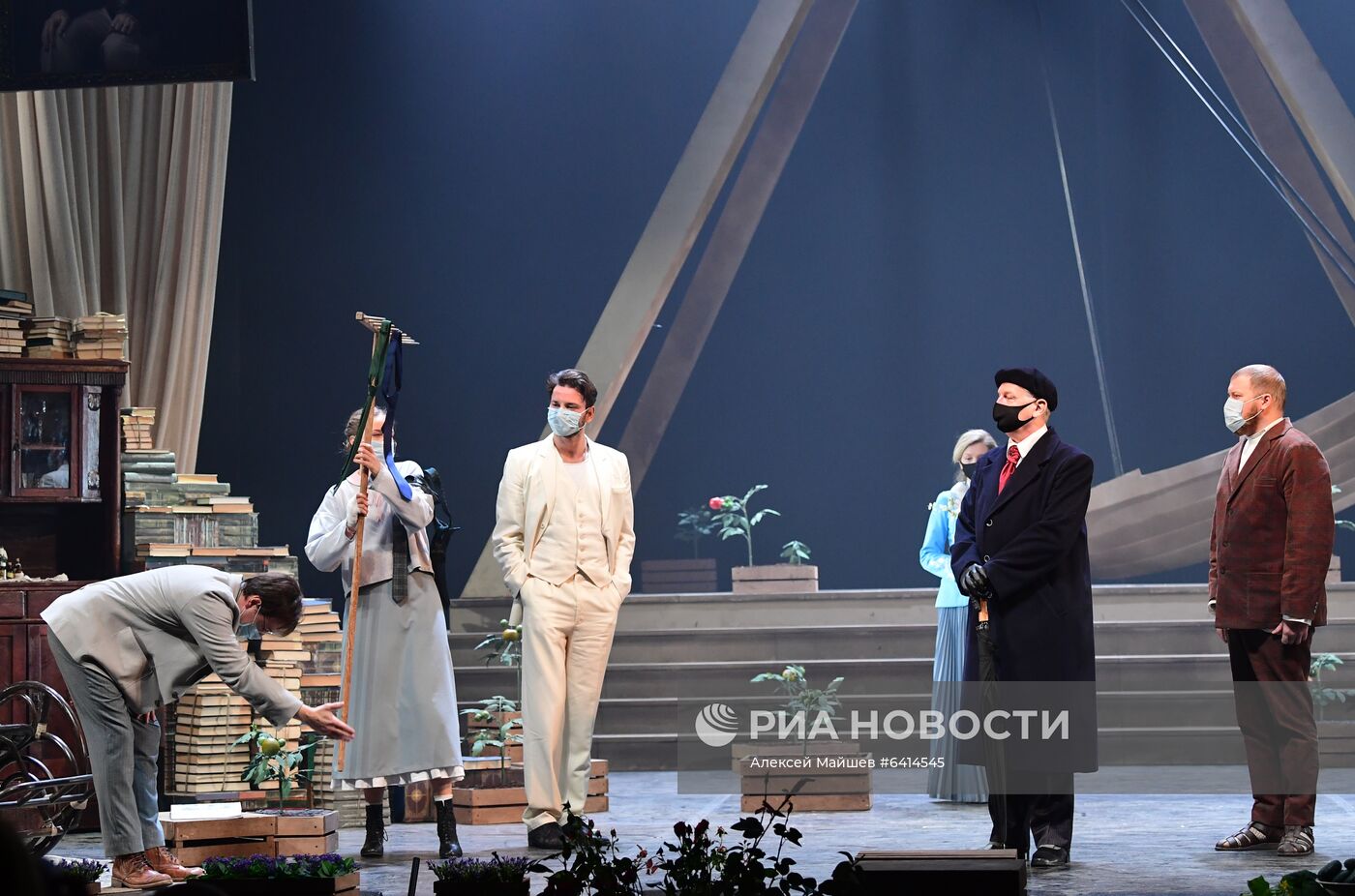Спектакль "Дядя Ваня" в Московском Губернском театре