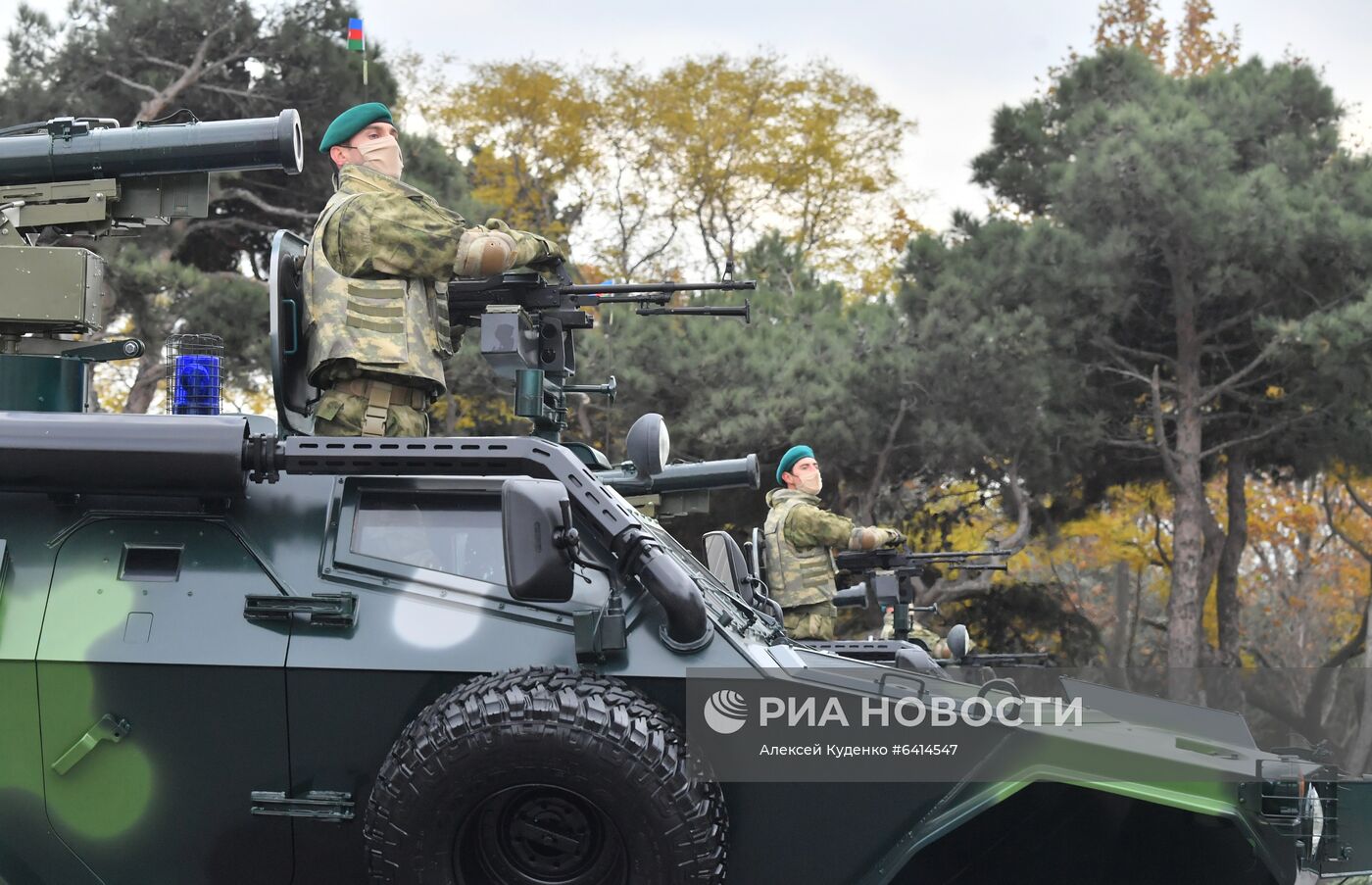 Военный парад в Баку