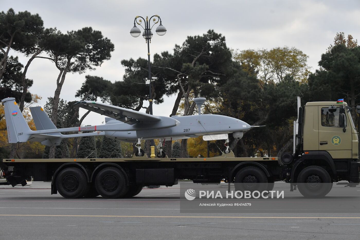 Военный парад в Баку