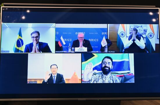 Заседание шерп/су-шерп стран БРИКС. День второй