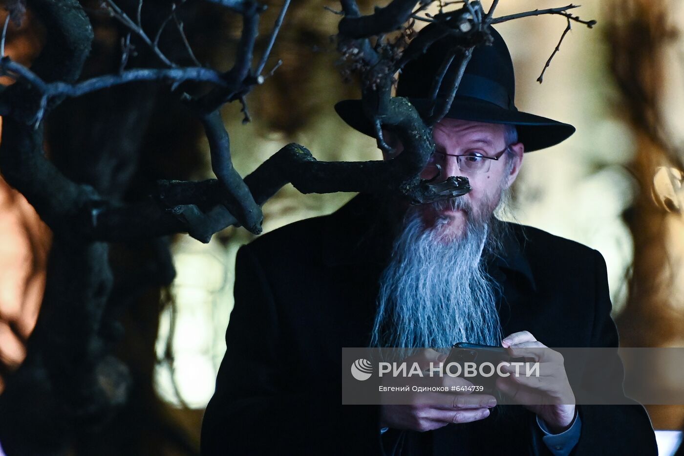 Зажжение ханукальной меноры на Театральной площади