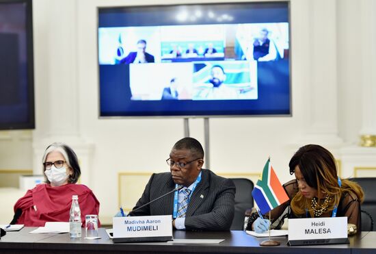 Заседание шерп/су-шерп стран БРИКС. День второй