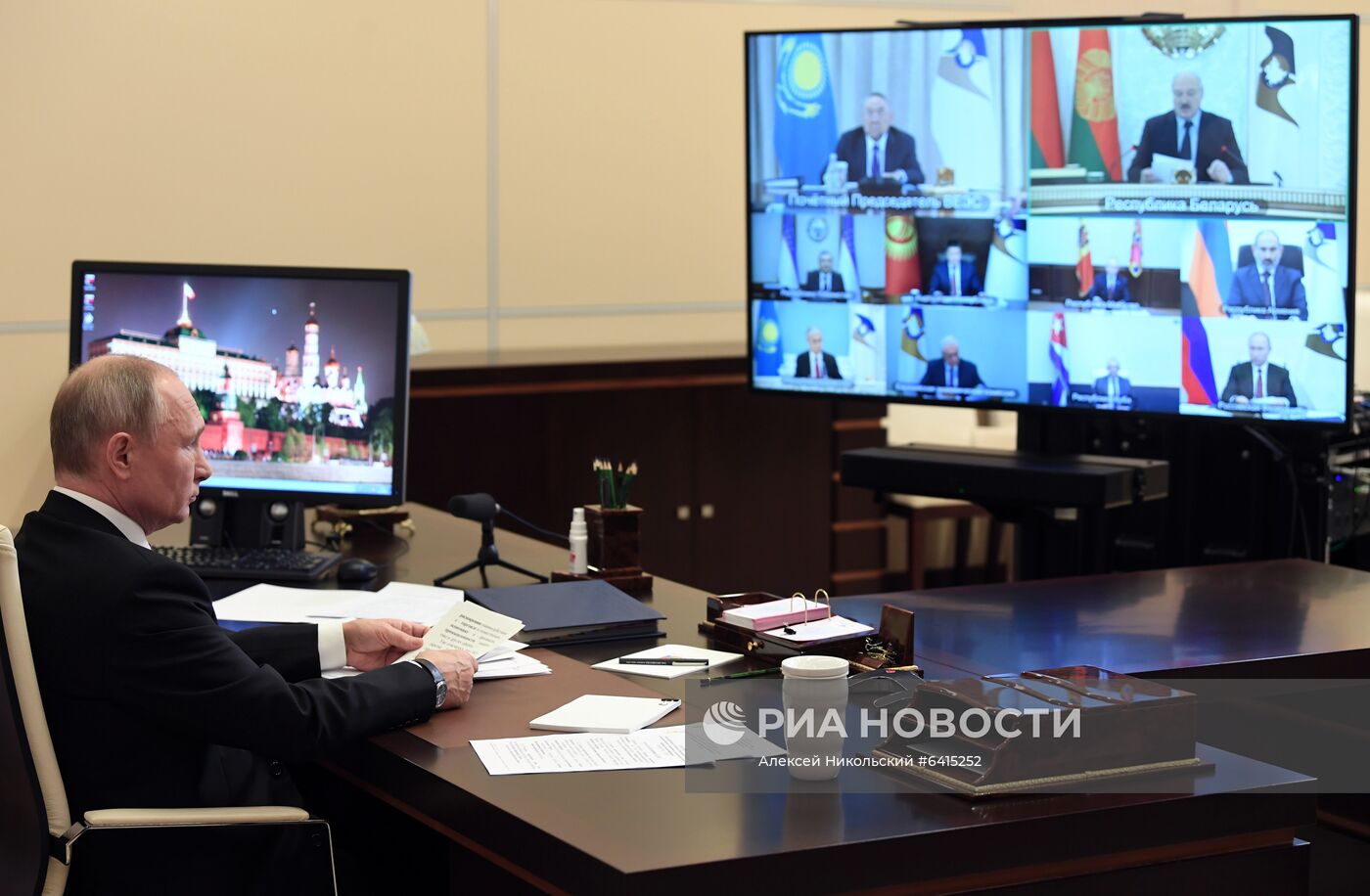 Президент РФ В. Путин принял участие в заседании ВЕЭС
