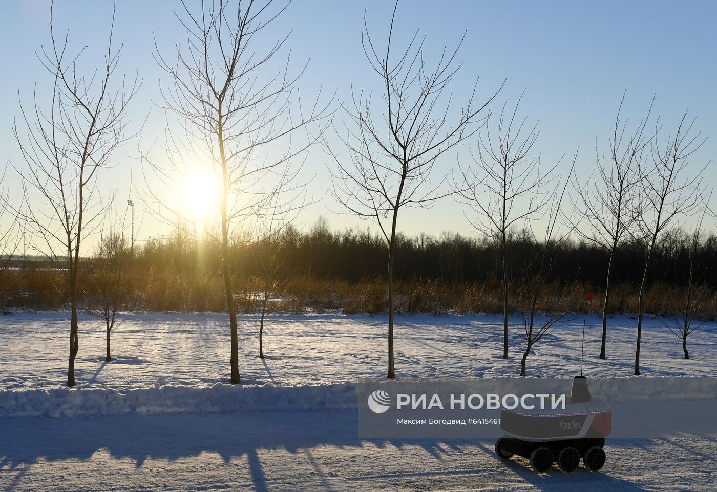 Робот-курьер "Яндекс.Ровер" в Иннополисе