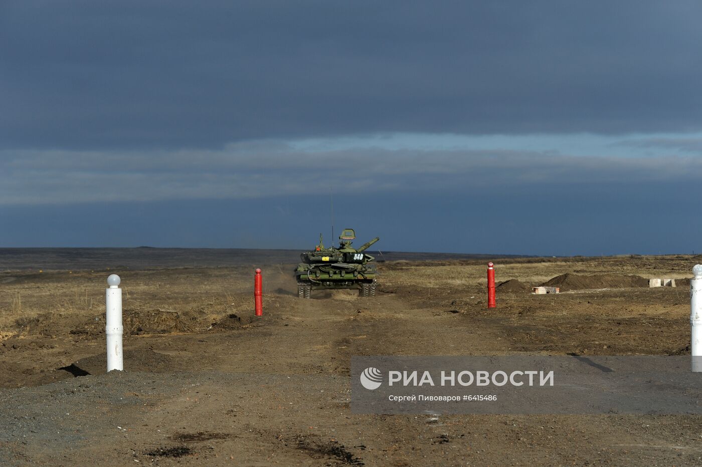 Отборочный этап конкурса "Танковый биатлон" в Ростовской области