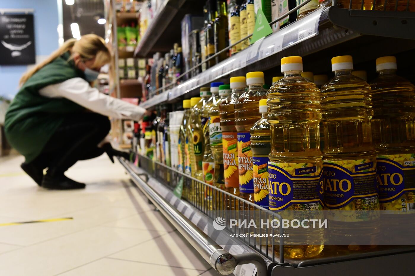 Правительству поручено принять меры в связи с ростом цен на социально значимые продукты