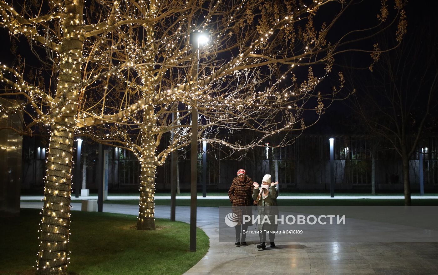 Парк "Краснодар" украсили к Новому году