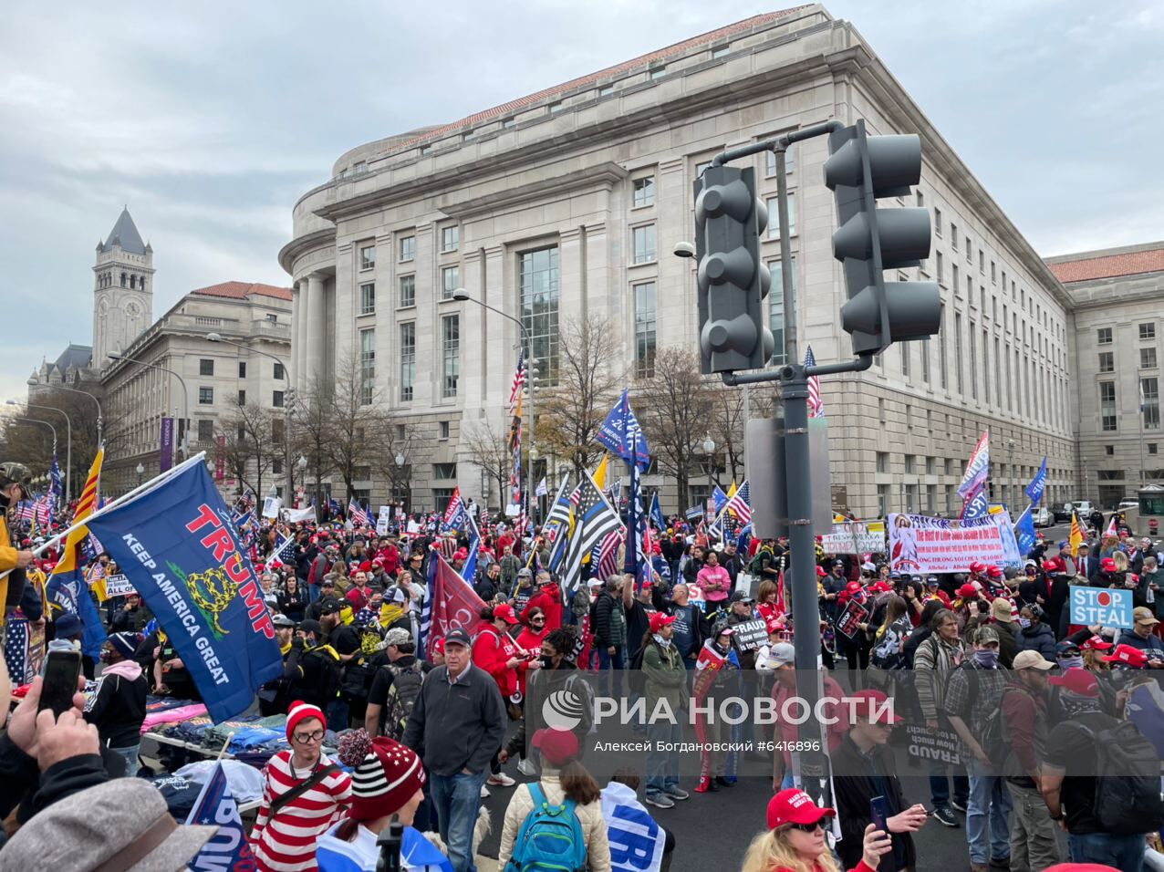 Акция сторонников Трампа в Вашингтоне