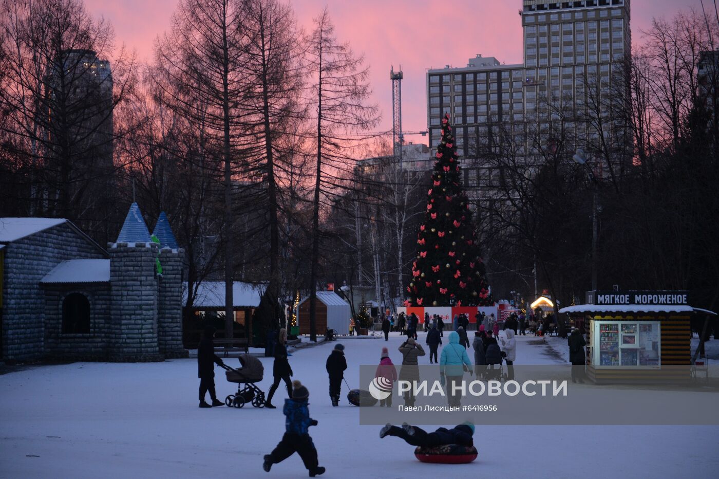 Предновогодний Екатеринбург