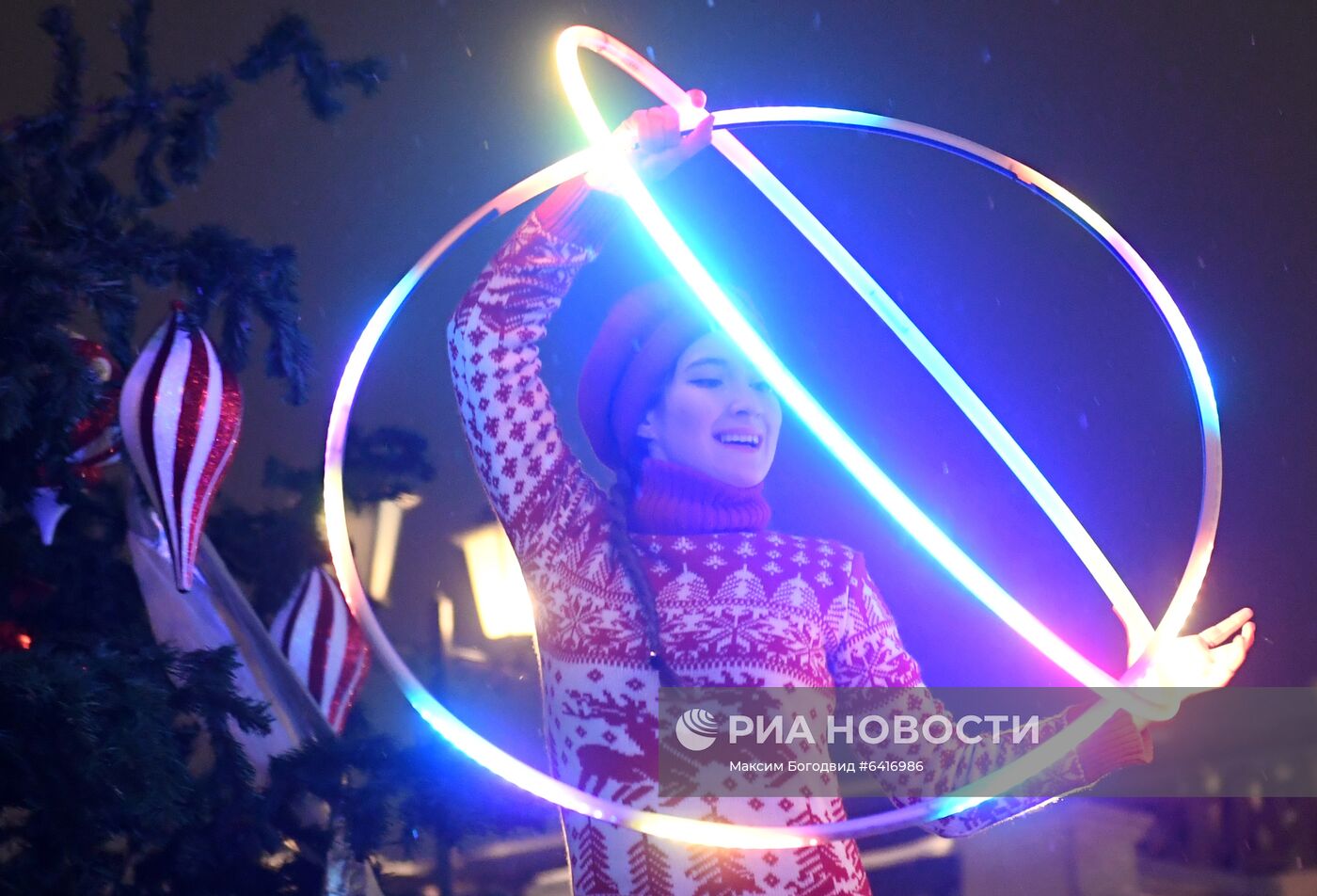 Открытие ретро-городка "Кремлевский огонёк" в Казани