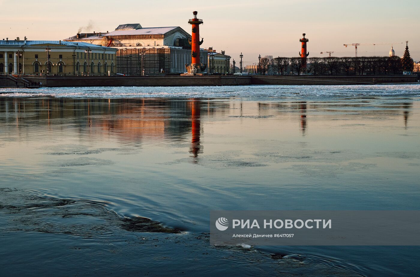 Солнечный день в Санкт-Петербурге