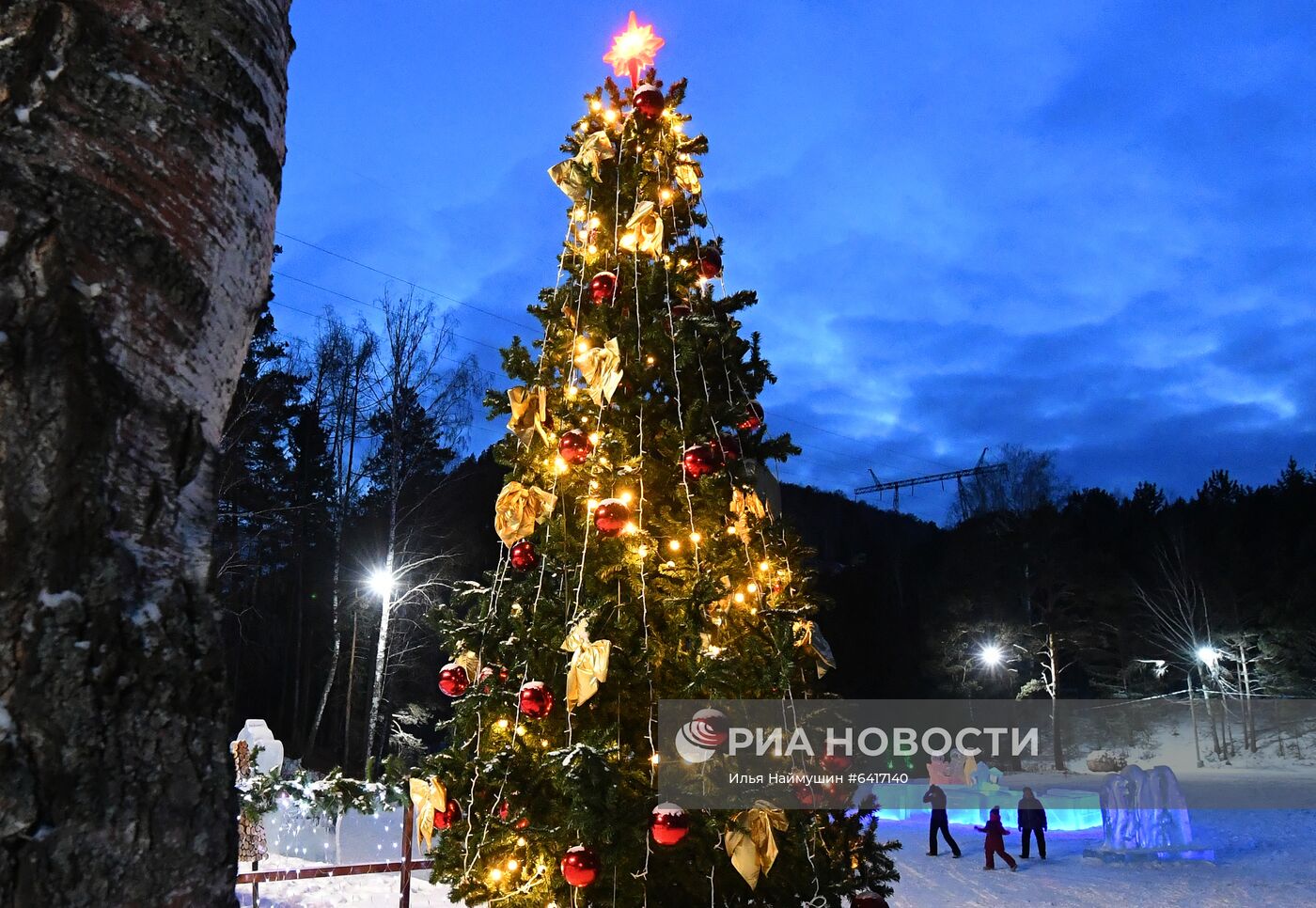 Подготовка к Новому году в Красноярске