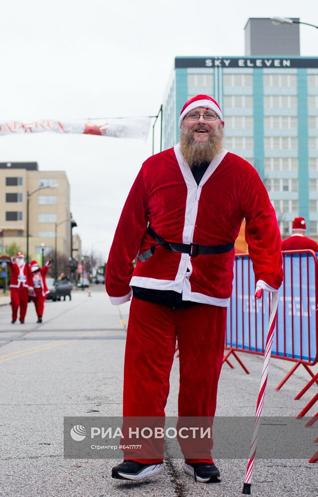 Забег Санта-Клаусов в США