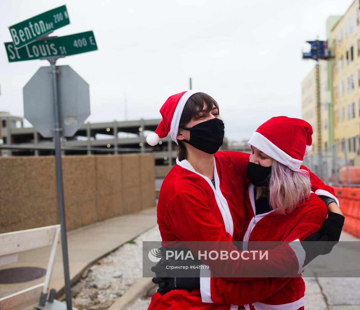 Забег Санта-Клаусов в США