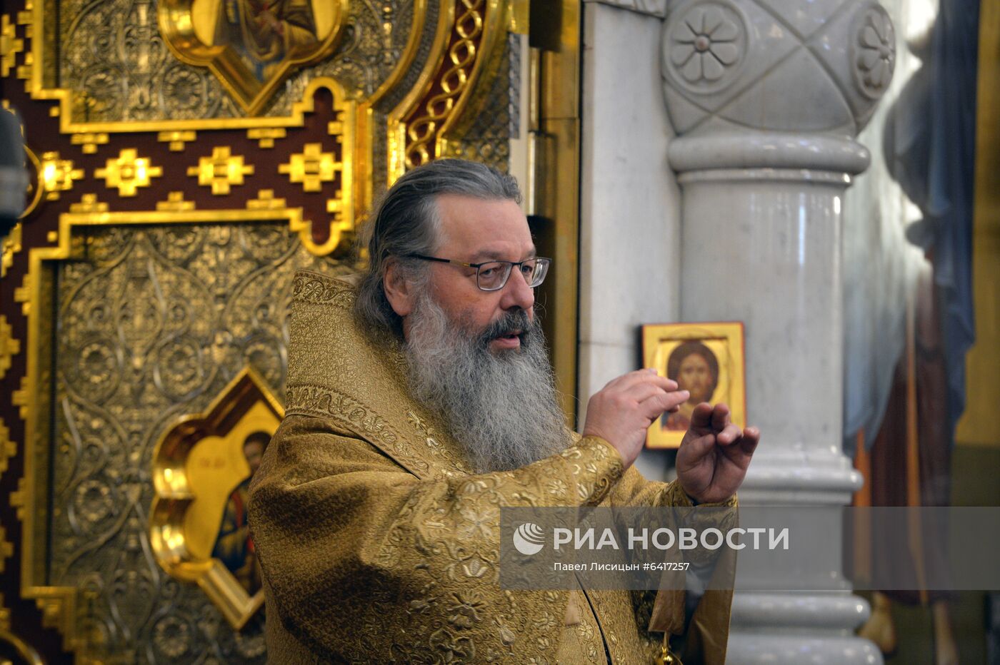 Архиерейская литургия в Храме-на-Крови в Екатеринбурге