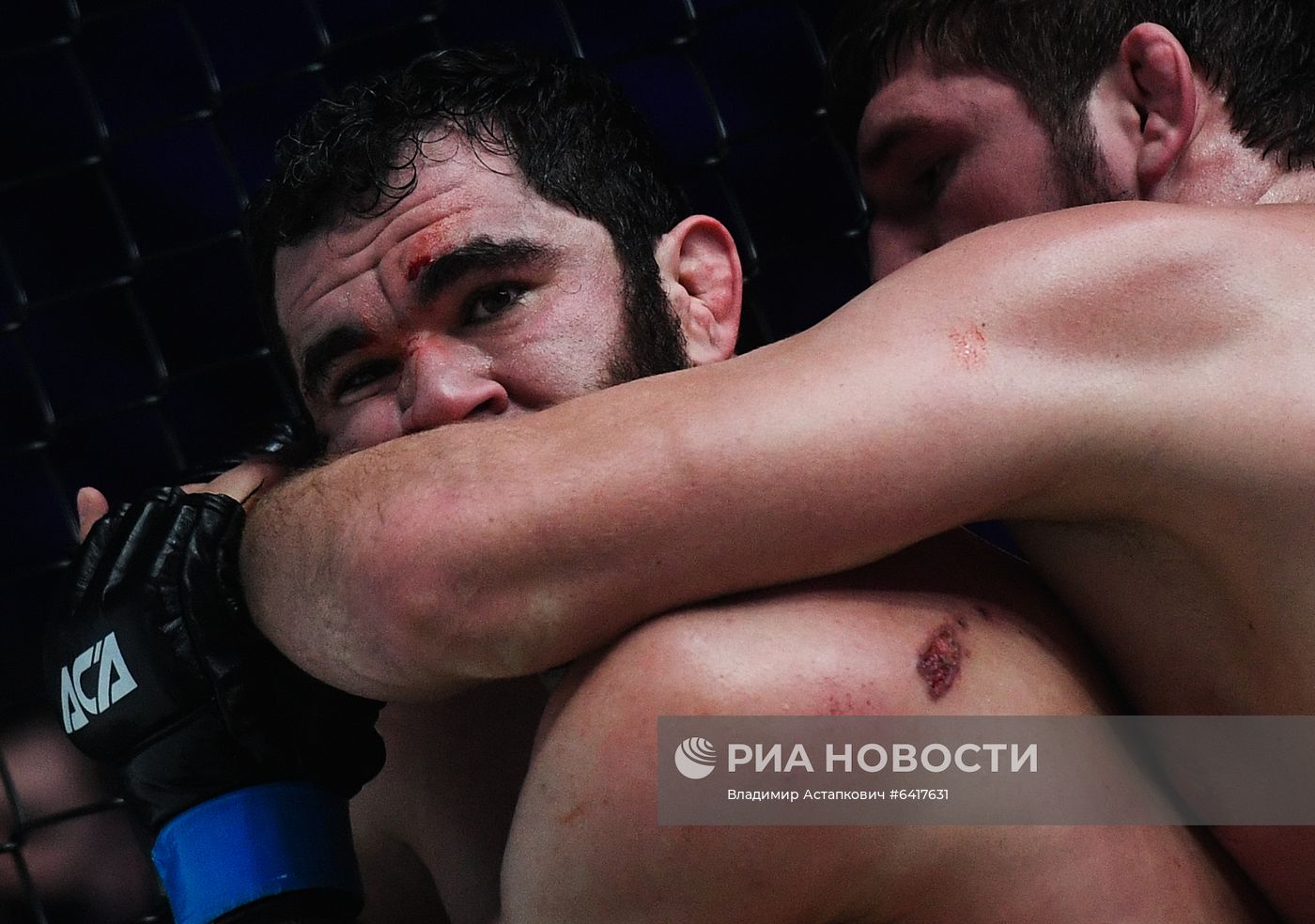 ММА. Бой М. Исмаилова и И. Штыркова
