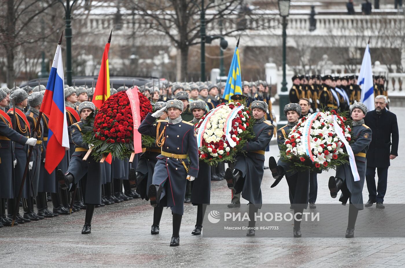 Церемония переноса Вечного огня от Могилы Неизвестного Солдата в Белград