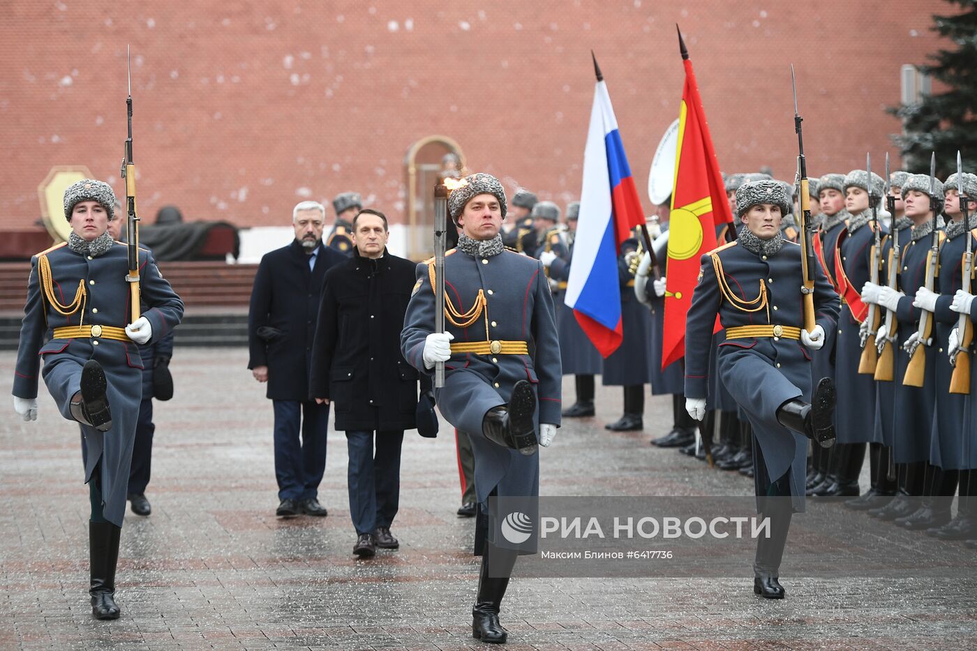 Церемония переноса Вечного огня от Могилы Неизвестного Солдата в Белград