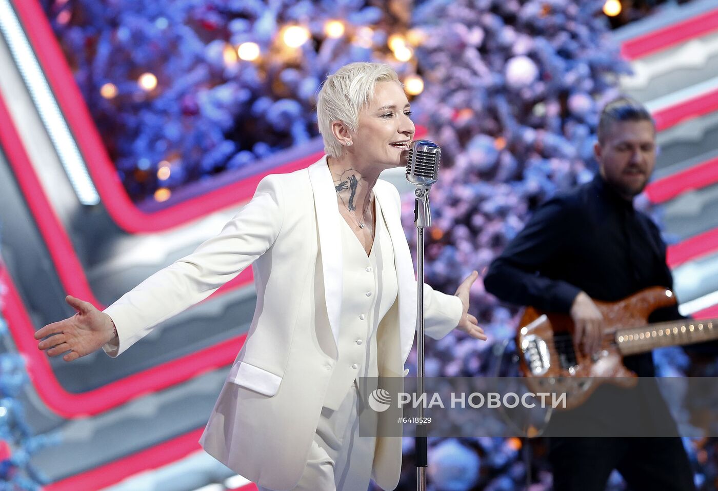 Съемки программы "Новогодний голубой огонек" на телеканале "Россия 1"