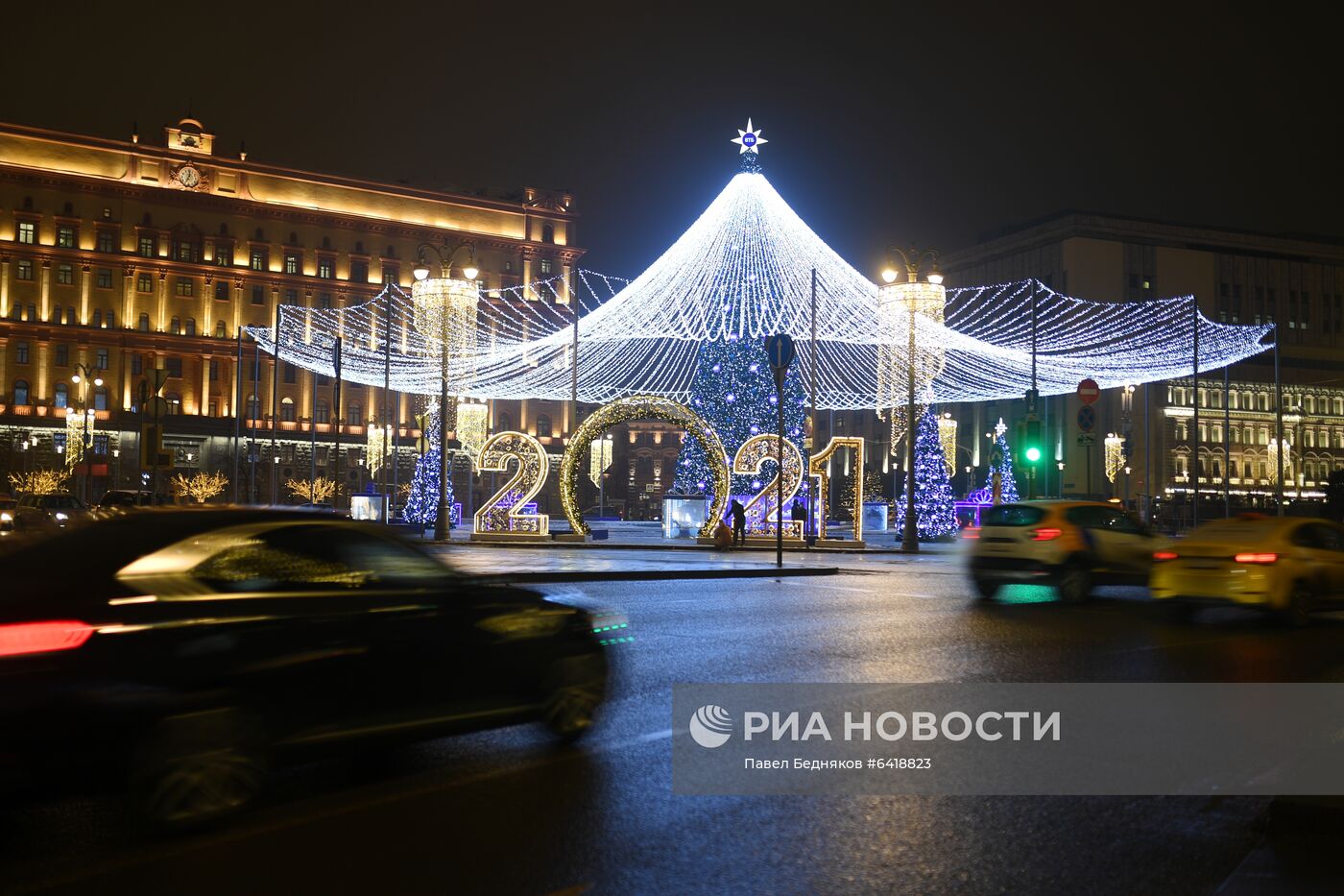 Предновогодняя Москва