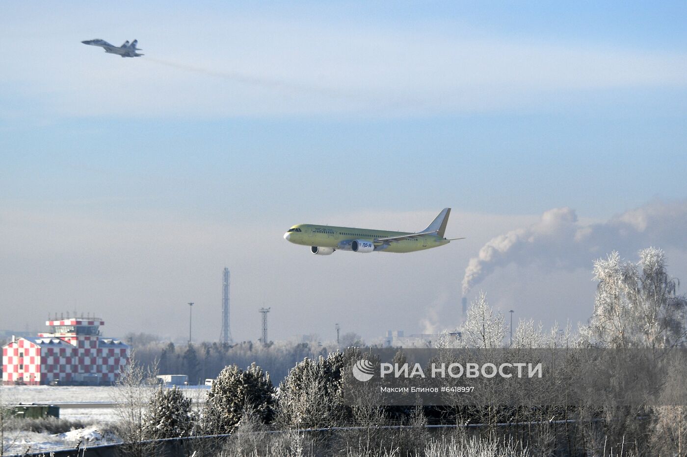 Первый полет  МС-21-310 с новыми российскими двигателями 