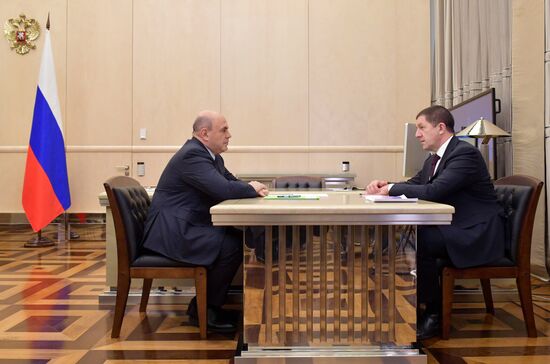 Премьер-министр РФ М. Мишустин встретился с президентом ПАО "Ростелеком" М. Осеевским