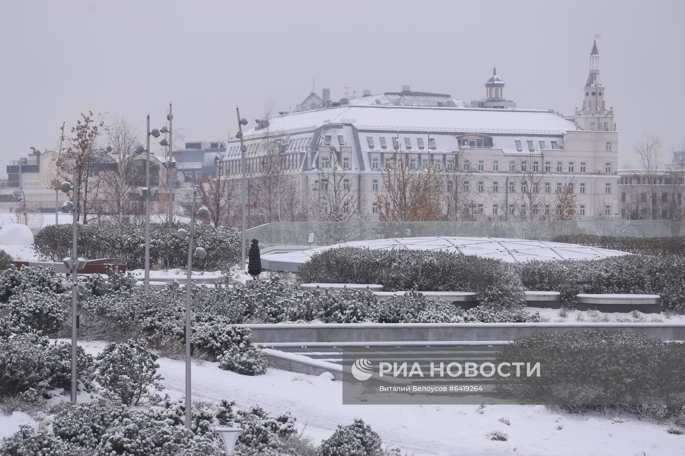 Снег в Москве