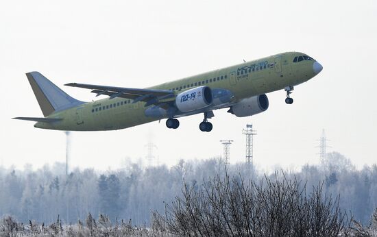 Первый полет  МС-21-310 с новыми российскими двигателями 