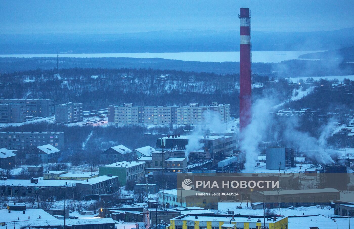 Плавильный цех Кольской ГМК в Никиле