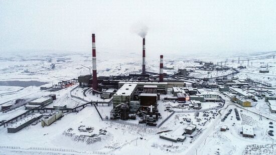 Плавильный цех Кольской ГМК в Никиле