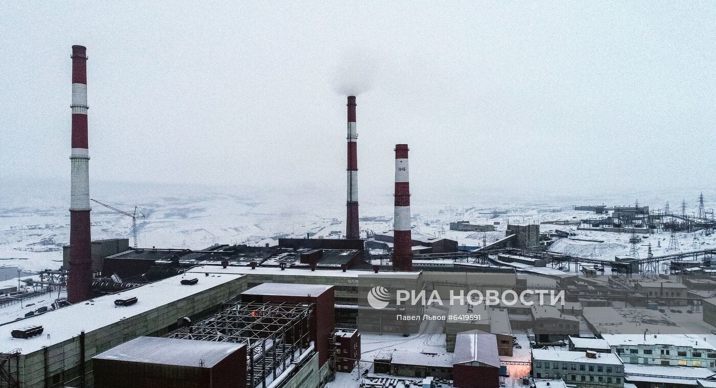 Плавильный цех Кольской ГМК в Никиле