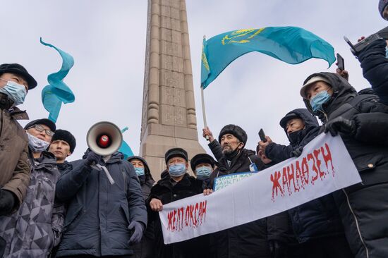 4 декабря казахстан. 1986 Год митинги в Казахстане. Митинги в Алма Ате 1986. Декабрьские события в Алма-Ате 1986. Декабрьские события 1986 года в Казахстане.