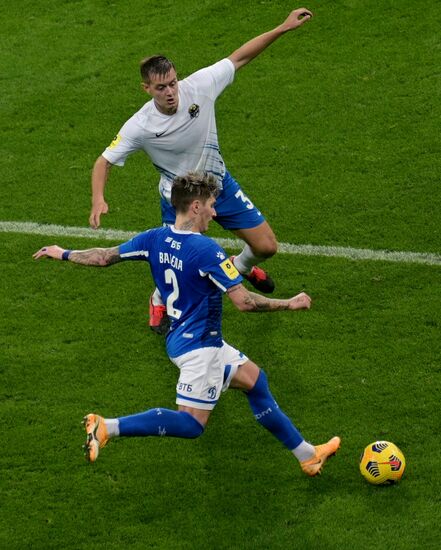 Футбол. РПЛ. Матч "Сочи" - "Динамо"