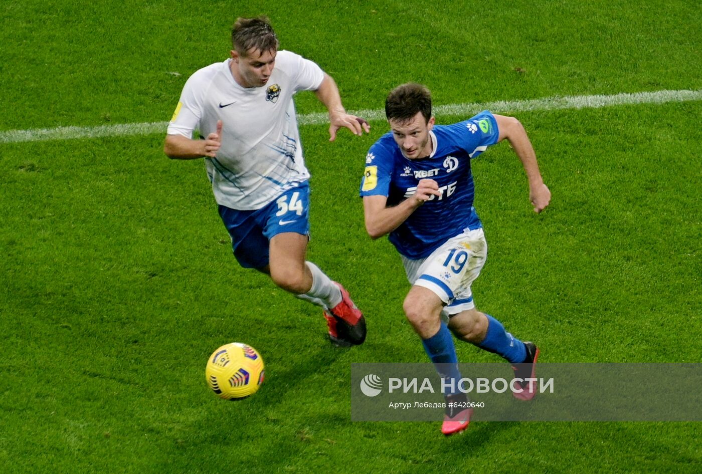 Футбол. РПЛ. Матч "Сочи" - "Динамо"