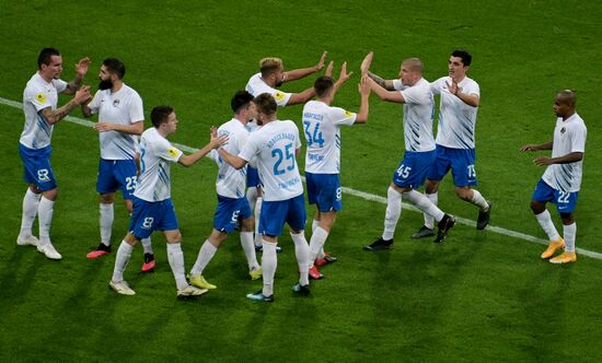 Футбол. РПЛ. Матч "Сочи" - "Динамо"