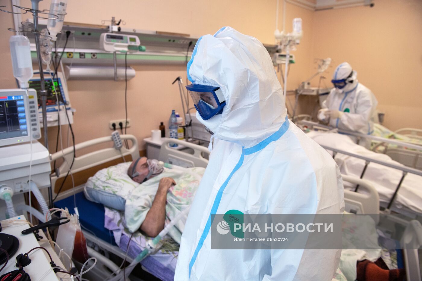 Госпиталь для лечения больных COVID-19 в Тверской областной больнице