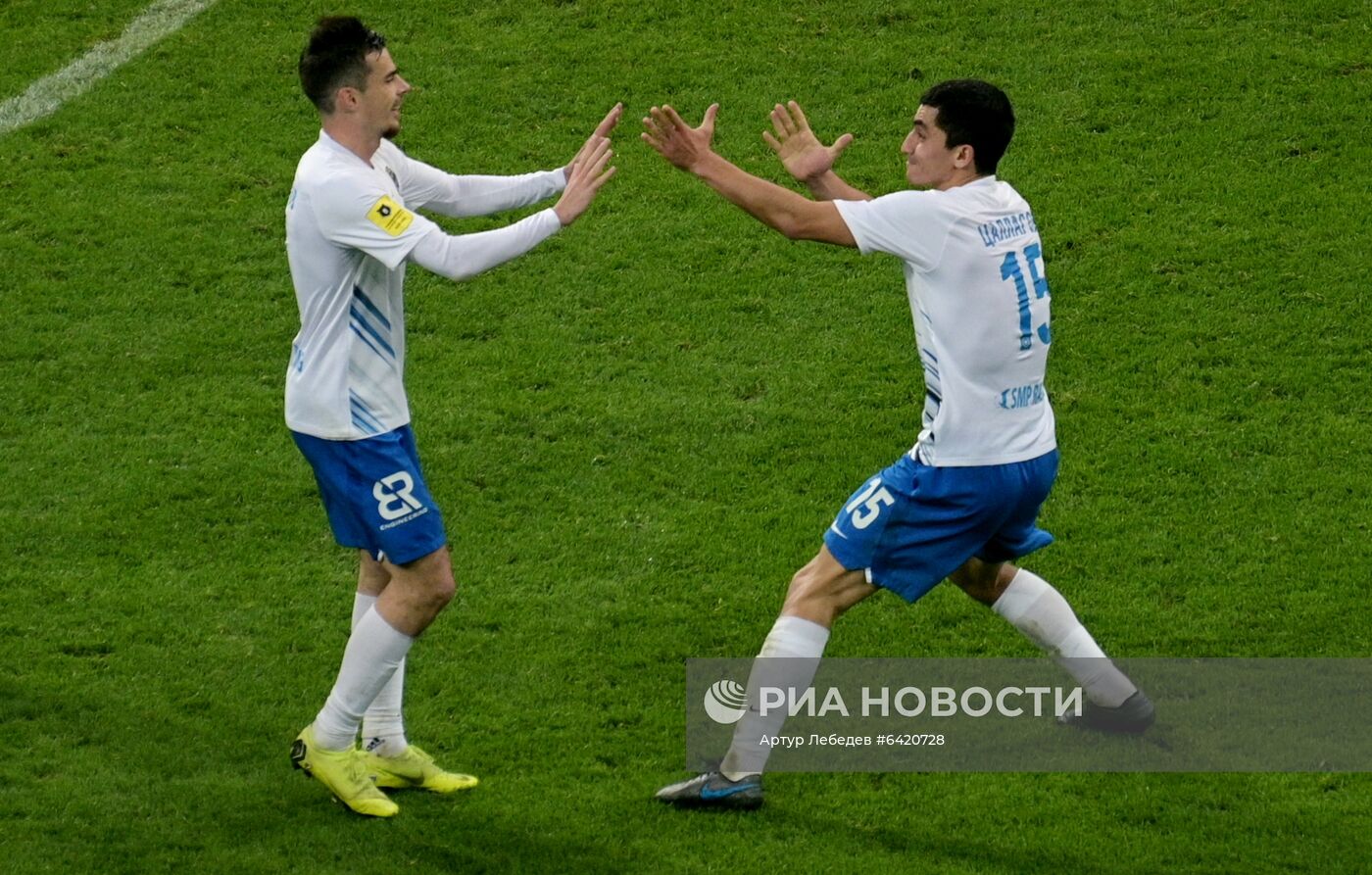 Футбол. РПЛ. Матч "Сочи" - "Динамо"