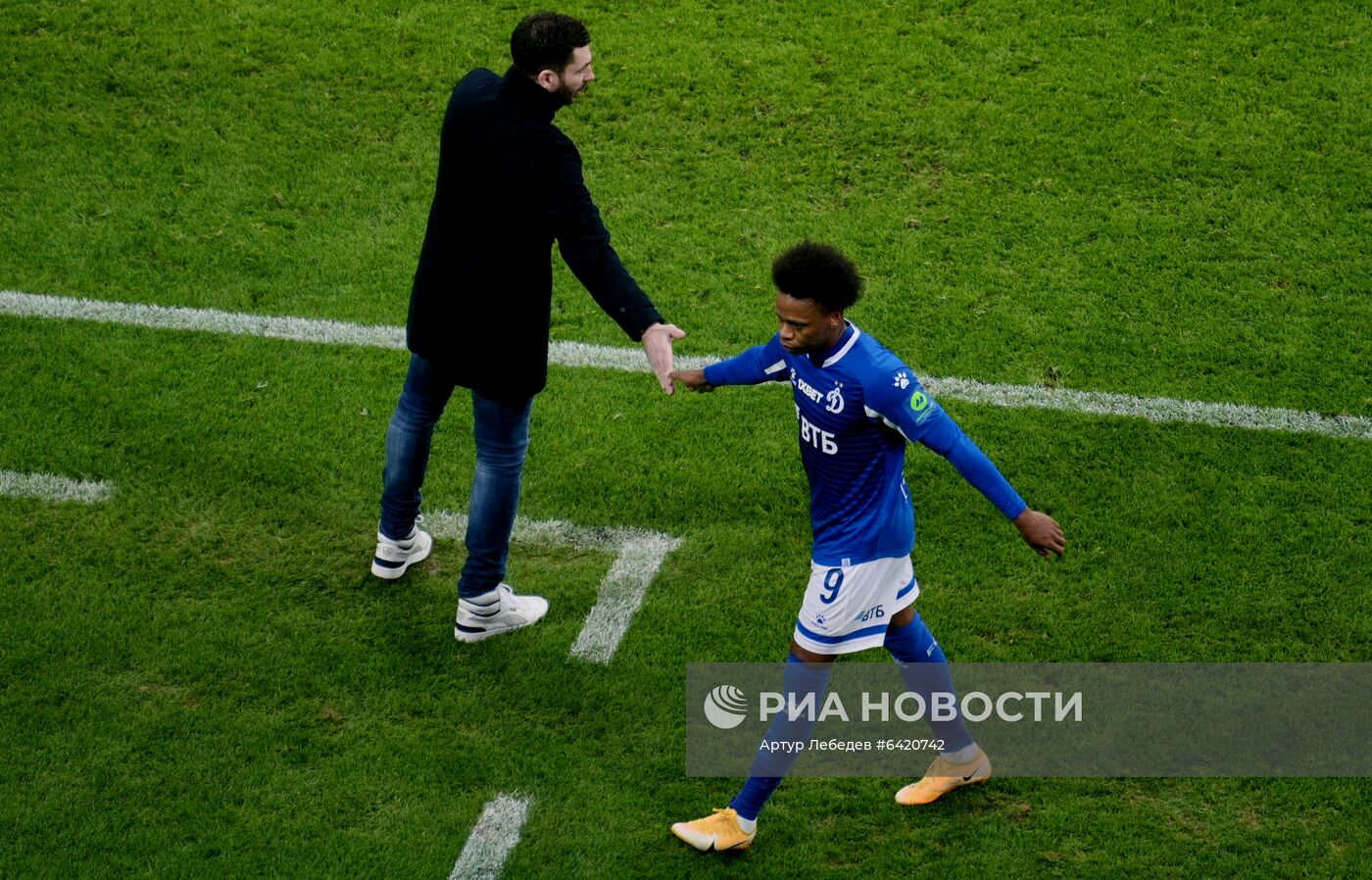 Футбол. РПЛ. Матч "Сочи" - "Динамо"