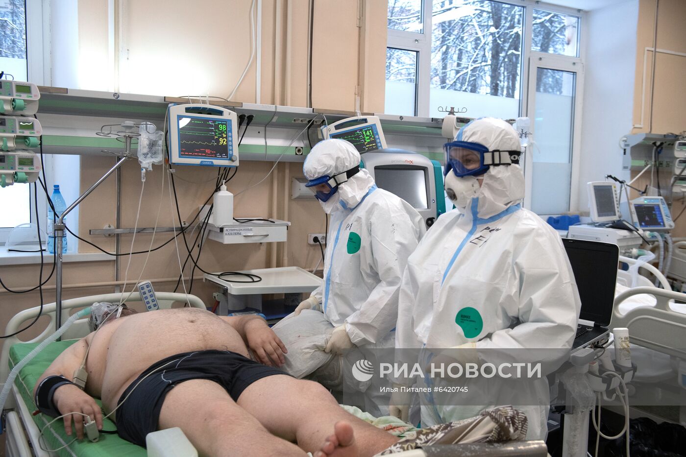 Госпиталь для лечения больных COVID-19 в Тверской областной больнице 