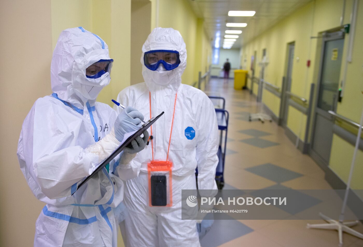 Госпиталь для лечения больных COVID-19 в Тверской областной больнице