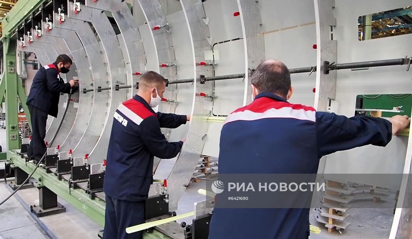 Производство нового российского самолета Ил-114-300