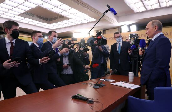 Ежегодная пресс-конференция президента РФ В. Путина