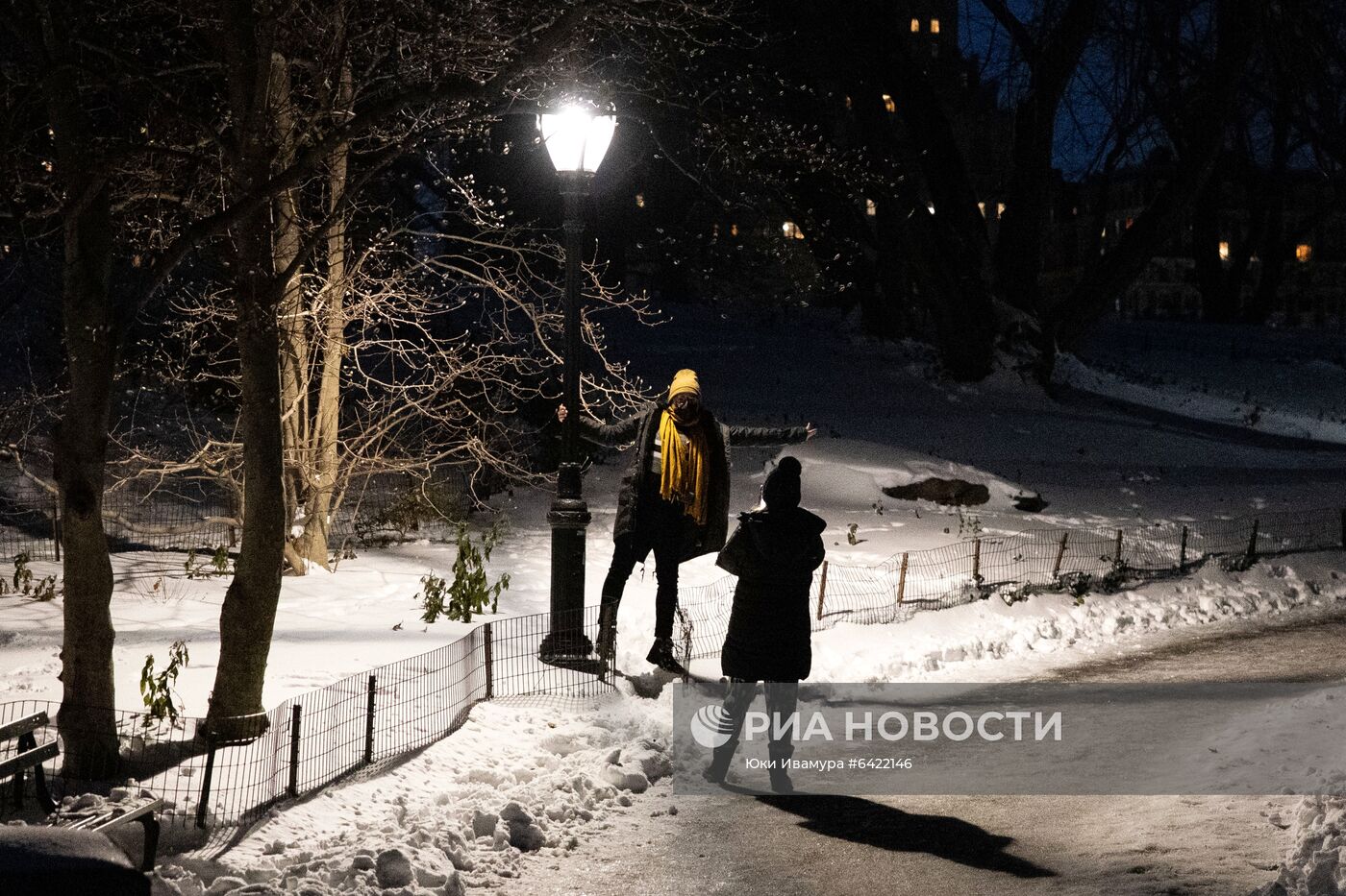 Снегопад в Нью-Йорке